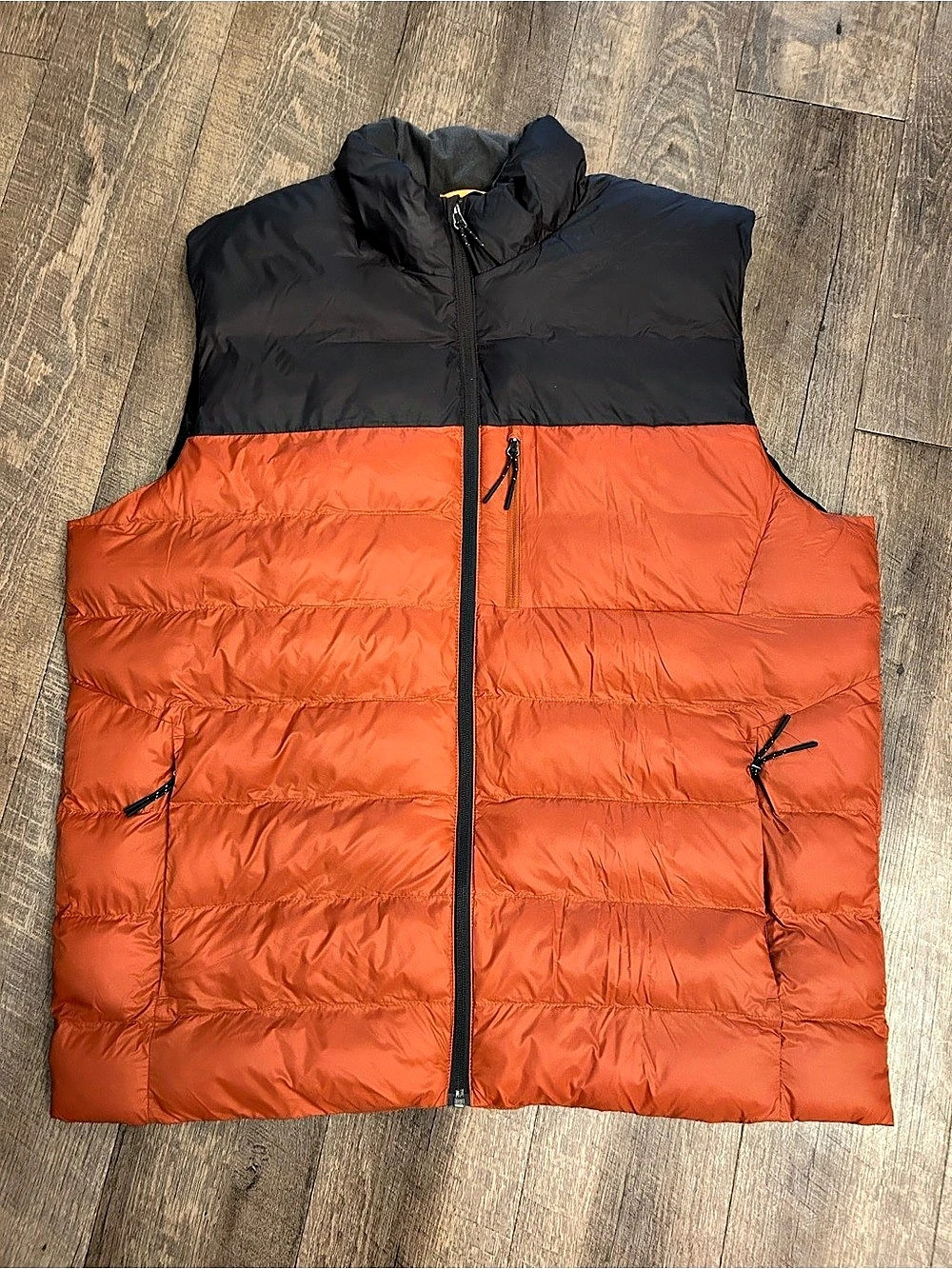 Wind River Hyper Dri T-Max Color Block Puffer Vest Size X-Large Like New
